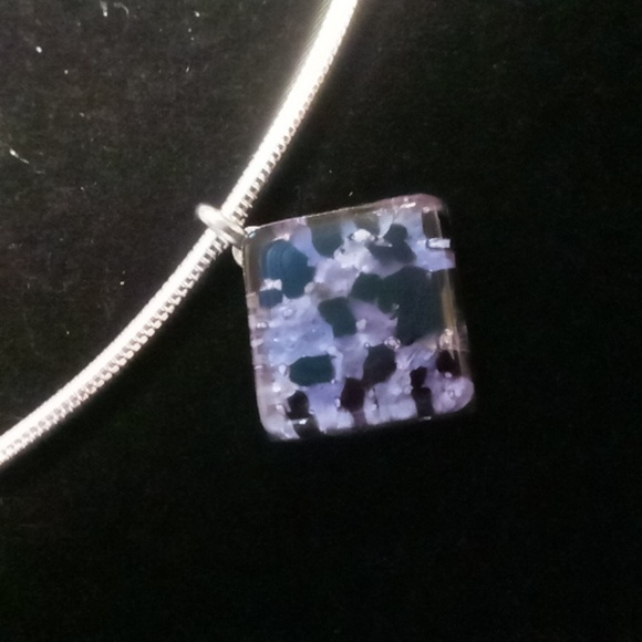 Murano glass pendant collar necklace 18 inches long Snake chain plunger clasp - Picture 2 of 7